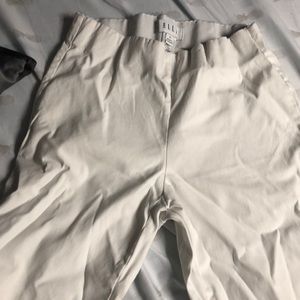 White Elle Kohl’s dressy pants